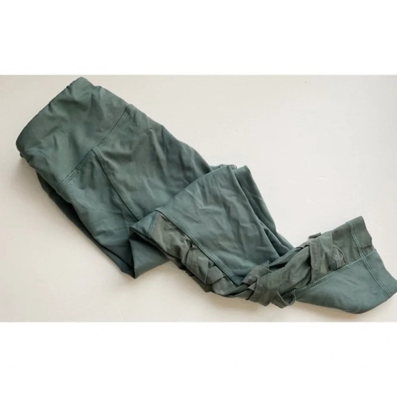 Active Life • Sage Green Criss Cross Mesh Workout Leggings - Picture 1 of 4